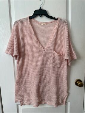 Light Pink Waffle Knit V-Neck Short Sleeve Top